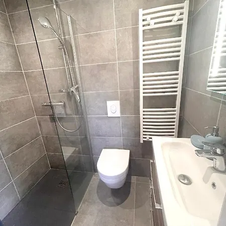 De 5 Chambres Avec Vue Sur La Mer Piscine Privee Et A Ajaccio A 6 Km De La Plage * Ajaccio (Corsica)
